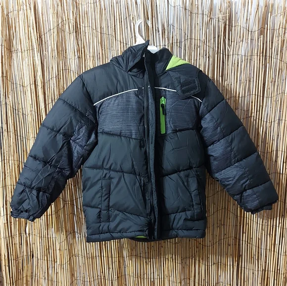 XERSION  size s (8) boys color Black and green - Picture 3 of 7